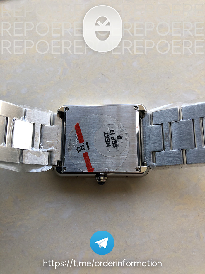 GP공장 까르띠에 탱크솔로 27MM Tank Solo SS White Dial on SS Bracelet Ronda Quartz 출고 전 실물 검수사진 9