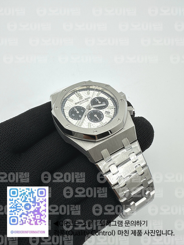 om공장 오데마피게 로얄오크 크로노그래프 26331ST 스틸 화이트앤블랙다이얼 브레이슬릿 Royal Oak Chrono 26331ST SS White/Black Dial on SS Bracelet A7750 출고 전 실물 검수사진 5