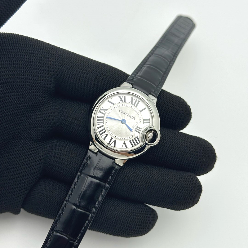 AF공장 까르띠에 발롱블루 33MM 스틸 블랙크로커다일스트랩 Ballon Bleu 33mm SS White Textured Dial on Black Crocodile Strap Jap Quartz 출고 전 실물 검수사진 3