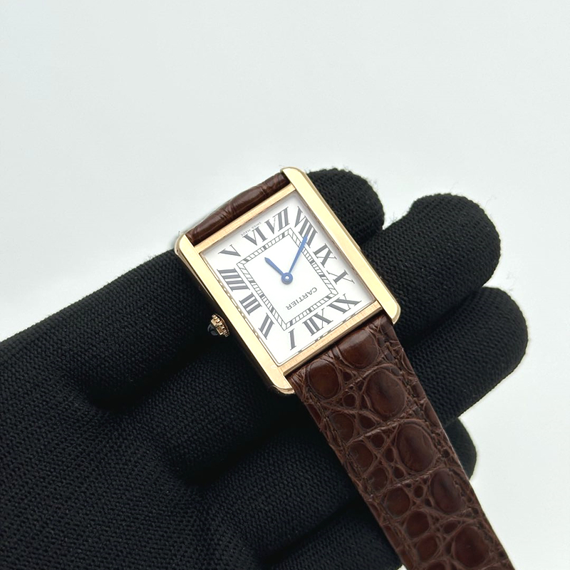 AF공장 까르띠에 탱크솔로 27 라지 로즈골드금장 화이트다이얼 가죽스트랩 TANK SOLO LADIES 27MM RG WHITE DIAL ON BROWN LEATHER STRAP RONDA QUARTZ 출고 전 실물 검수사진 4