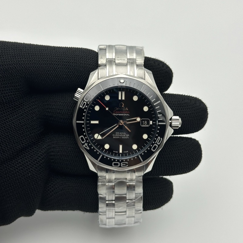 OM 오메가 씨마스터 다이버300 스틸 블랙 브레이슬릿 Seamaster 300M Chronometer SS Black on SS Bracelet A2824 (Black Balance Wheel) V2 출고 전 실물 검수사진 2