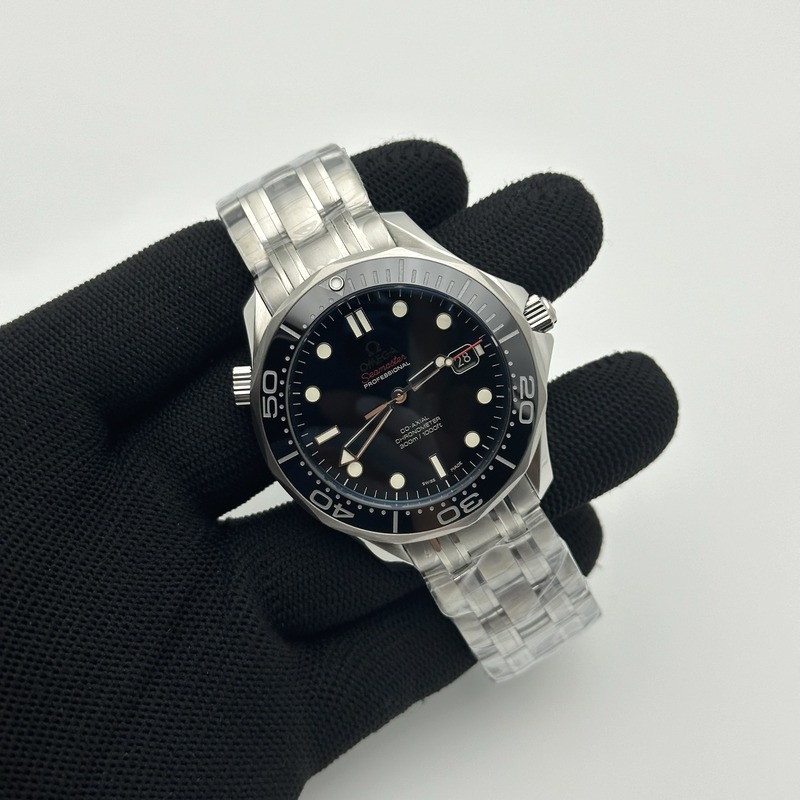 OM 오메가 씨마스터 다이버300 스틸 블랙 브레이슬릿 Seamaster 300M Chronometer SS Black on SS Bracelet A2824 (Black Balance Wheel) V2 출고 전 실물 검수사진 5