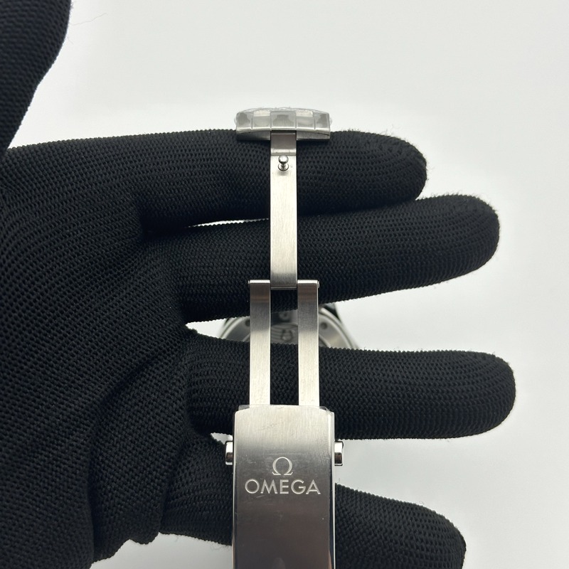 OM 오메가 씨마스터 다이버300 스틸 블랙 브레이슬릿 Seamaster 300M Chronometer SS Black on SS Bracelet A2824 (Black Balance Wheel) V2 출고 전 실물 검수사진 7