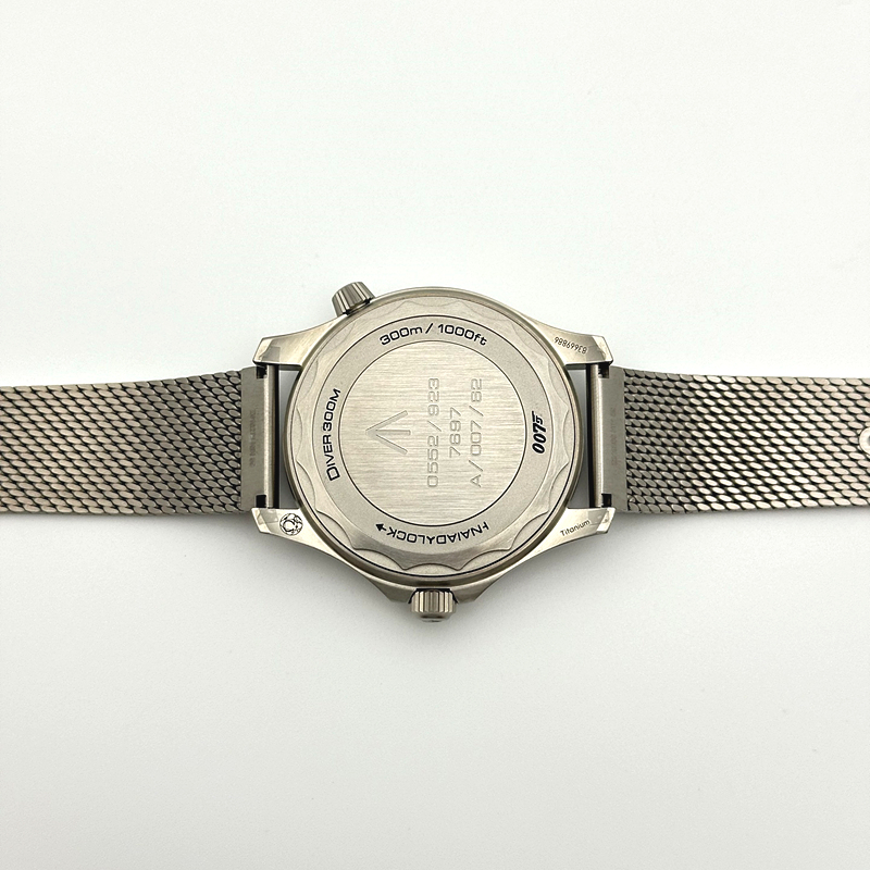 VS공장 오메가 씨마스터 다이버 300M 노타임투다이 007에디션 블랙다이얼 매쉬스트랩 v4 NTTD Seamaster 300 "No Time to Die" Limited Edition VSF 1:1 Best Edition on Titanium Mesh Bracelet A8806 V5 출고 전 실물 검수사진 13