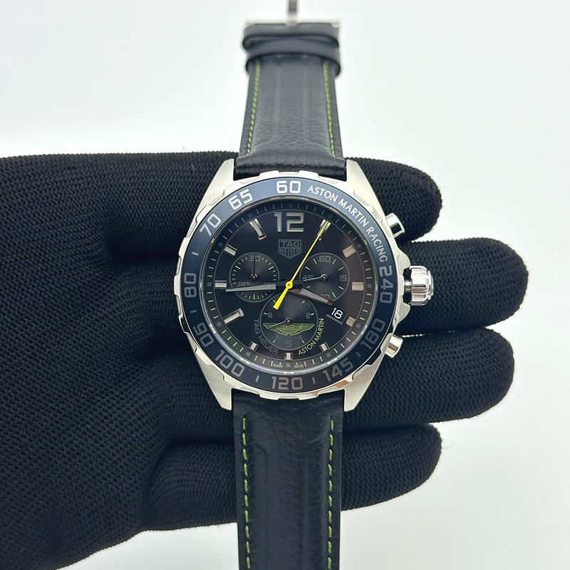 XT공장 F1 블랙다이얼 쿼츠 Tag F1 Aston Martin Chrono SS/LE Black XTF Swiss Qtz 출고 전 실물 검수사진 2