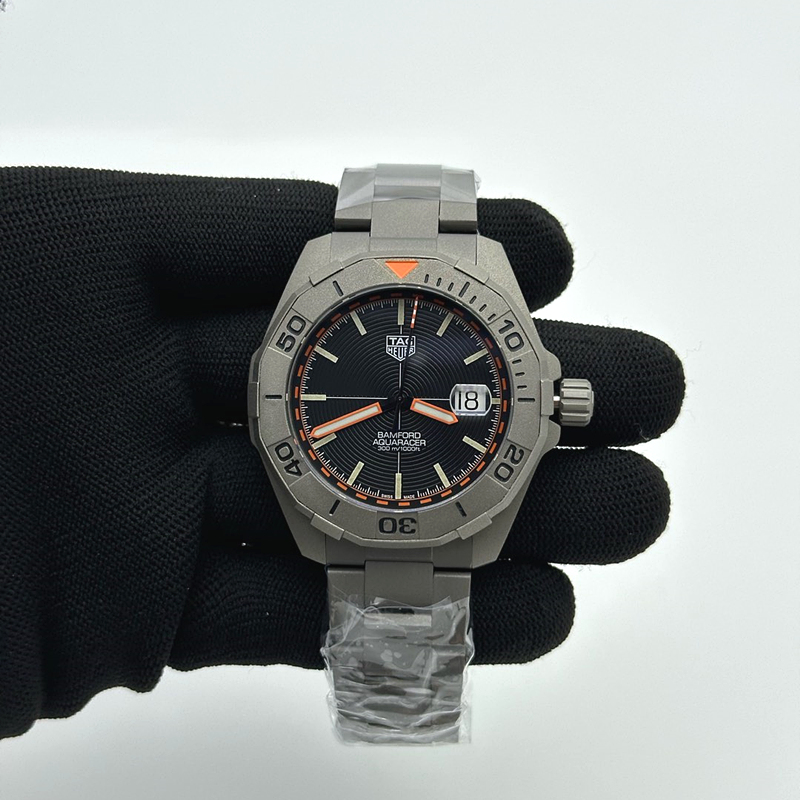 XT공장 태그호이어 아쿠아레이서 X 뱀포드 스틸 블랙다이얼 브레이슬릿 Aquaracer X Bamford SS/SS Black XTF SW200 출고 전 실물 검수사진 2