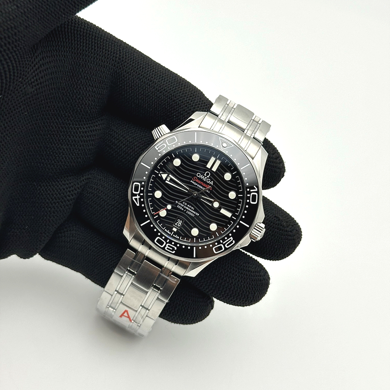 VS공장 오메가 씨마스터 다이버 300M 스틸 블랙다이얼 브레이슬릿 2018 Seamaster Diver 300M VSF 1:1 Best Edition Black Ceramic Black Dial on SS Bracelet A8800 V2 (Black Balance Wheel) 출고 전 실물 검수사진 4
