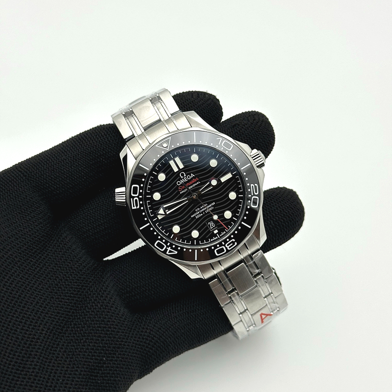 VS공장 오메가 씨마스터 다이버 300M 스틸 블랙다이얼 브레이슬릿 2018 Seamaster Diver 300M VSF 1:1 Best Edition Black Ceramic Black Dial on SS Bracelet A8800 V2 (Black Balance Wheel) 출고 전 실물 검수사진 5