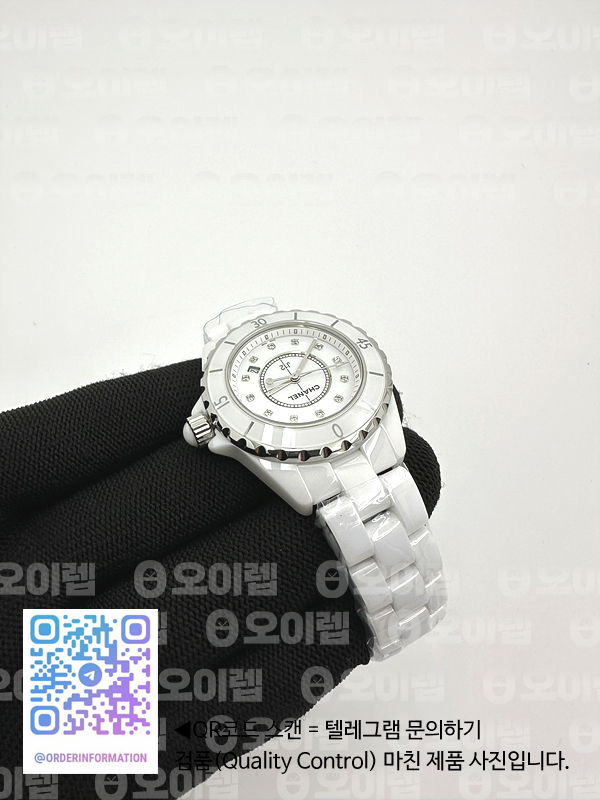 XF공장 샤넬 J12 화이트다이얼 다이아몬드인덱스 33mm 여성용 J-12 Ladies 33mm CER/CER Wht/Dia XF Sw Qtz 출고 전 실물 검수사진 7