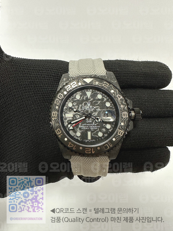 DIW공장 롤렉스 GMT마스터 커스텀 카본케이스 카본다이얼 화이트나일론스트랩 GMT Carbon DIWF Best Edition Black Carbon Dial on White Nylon Strap SA3285 CHS V2 출고 전 실물 검수사진 6