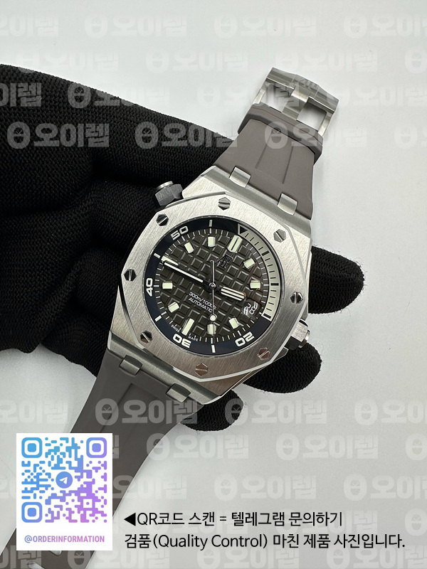APS공장 오데마피게 로얄오크오프쇼어 다이버 15720 스틸 블랙다이얼 러버스트랩 Royal Oak Offshore Diver 15720 Ceramic Bezel APSF 1:1 Best Edition Black Dial on Black Rubber Strap SA4308 출고 전 실물 검수사진 5