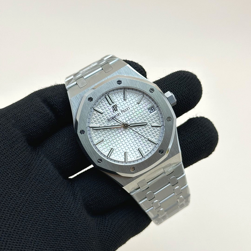 SF공장 오데마피게 로얄오크 15500 스틸 화이트다이얼 브레이슬릿 Royal Oak 41mm 15500 SS SF 1:1 Best Edition White Dial on SS Bracelet SA4302 Super Clone 출고 전 실물 검수사진 4