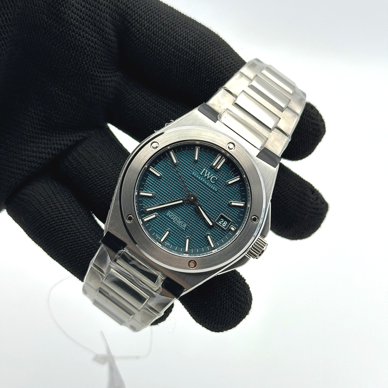 V7공장 IWC 인제니어 그린다이얼 브레이슬릿 출고 전 실물 검수사진 5