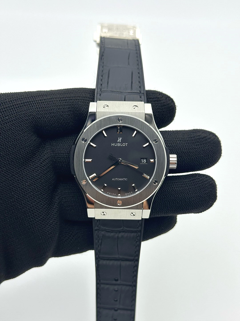 WW공장 위블로 클래식퓨전 42mm 스틸 블랙다이얼 가죽스트랩 Classic Fusion Bang 42mm TI/RU Black WWF A1110 출고 전 실물 검수사진 2