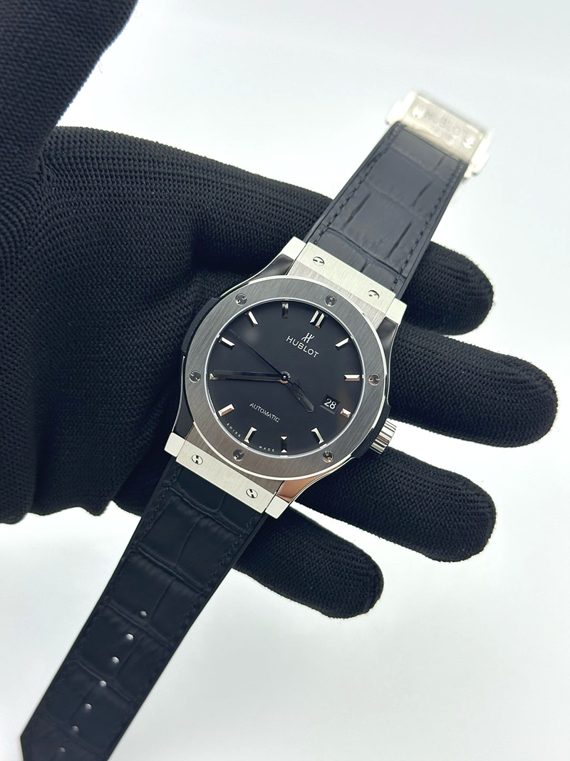 WW공장 위블로 클래식퓨전 42mm 스틸 블랙다이얼 가죽스트랩 Classic Fusion Bang 42mm TI/RU Black WWF A1110 출고 전 실물 검수사진 5