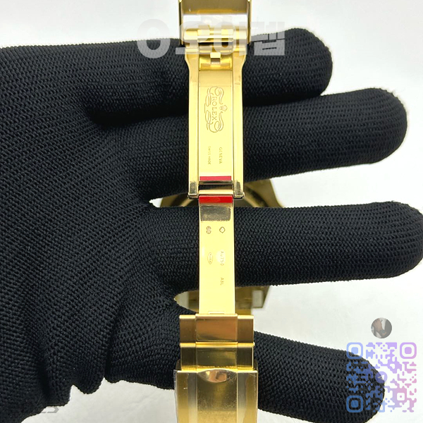 CLEAN공장 롤렉스 GMT마스터2 기네스 옐로우골드금통 블랙다이얼 쥬빌레브레이슬릿 클린공장 GMT Master II 126718 GRNR Clean 1:1 Best Edition Black Dial on YG Jubilee Bracelet DD3285 CHS 출고 전 실물 검수사진 8
