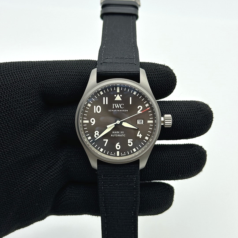 M+공장 IWC 마크20 그레이다이얼 블랙스트랩 Pilot Mark XX IW3282 Ti M+F 1:1 Best Edition Gray Dial on Black Nylon Strap MIYOTA 9015 엠플러스 출고 전 실물 검수사진 2