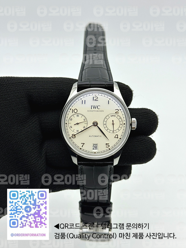APS공장 IWC 포르투기저 오토메틱 스틸 화이트다이얼 블랙가죽스트랩 Portugieser Automatic 42mm SS APSF 1:1 Best Edition White Dial RG Marker on Black Leather Strap A52011 출고 전 실물 검수사진 3