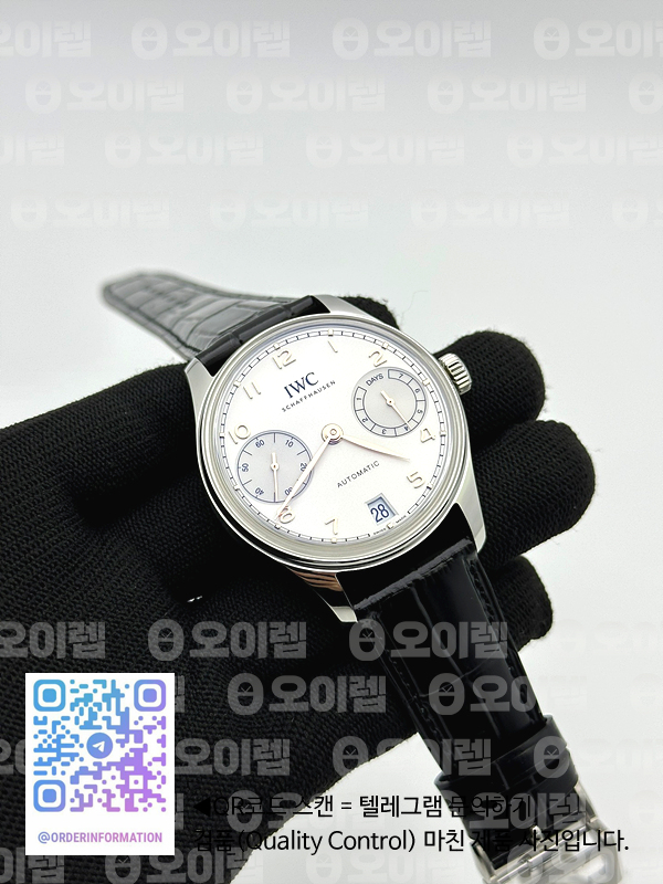 APS공장 IWC 포르투기저 오토메틱 스틸 화이트다이얼 블랙가죽스트랩 Portugieser Automatic 42mm SS APSF 1:1 Best Edition White Dial RG Marker on Black Leather Strap A52011 출고 전 실물 검수사진 4