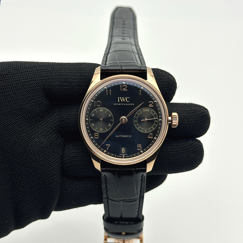 APS공장 IWC 포르투기저 오토메틱 로즈골드금통 블랙다이얼 블랙가죽스트랩 Portugieser Automatic 42mm RG APSF 1:1 Best Edition Black Dial on Black Leather Strap A52010 출고 전 실물 검수사진 1