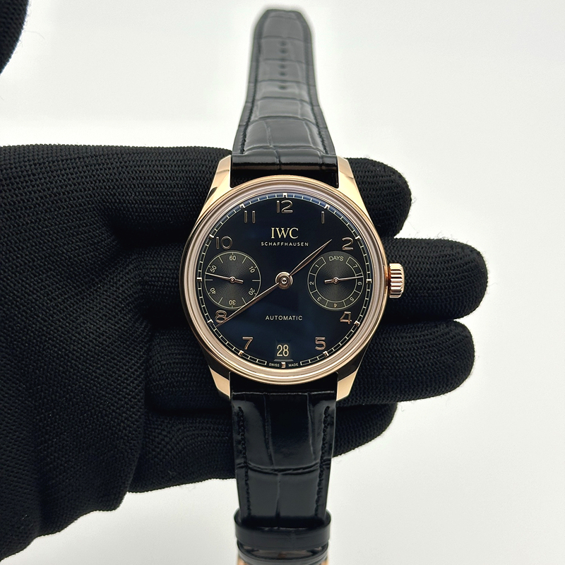 APS공장 IWC 포르투기저 오토메틱 로즈골드금통 블랙다이얼 블랙가죽스트랩 Portugieser Automatic 42mm RG APSF 1:1 Best Edition Black Dial on Black Leather Strap A52010 출고 전 실물 검수사진 3