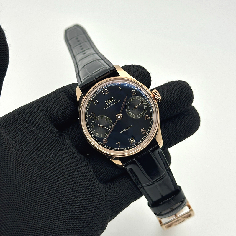 APS공장 IWC 포르투기저 오토메틱 로즈골드금통 블랙다이얼 블랙가죽스트랩 Portugieser Automatic 42mm RG APSF 1:1 Best Edition Black Dial on Black Leather Strap A52010 출고 전 실물 검수사진 4