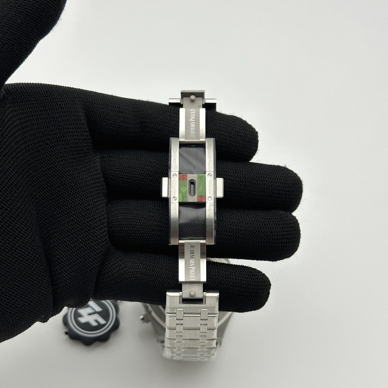ZF공장 오데마피게 로얄오크 크로노그래프 26240 스틸 블랙다이얼 브레이슬릿 Royal Oak Chrono 26240 SS ZF 1:1 Best Edition Black Dial On SS Bracelet Super Clone DD4401 출고 전 실물 검수사진 7