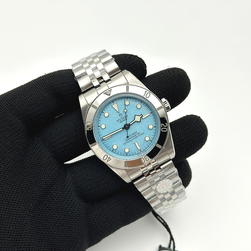 ZF공장 튜더 블랙베이 37 티파니블루다이얼 브레이슬릿 Heritage Black Bay 37mm SS ZF 1:1 Best Edition Tiffany Blue Dial on SS Bracelet A2824 출고 전 실물 검수사진 2