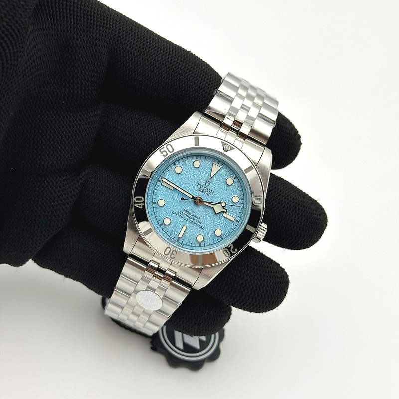 ZF공장 튜더 블랙베이 37 티파니블루다이얼 브레이슬릿 Heritage Black Bay 37mm SS ZF 1:1 Best Edition Tiffany Blue Dial on SS Bracelet A2824 출고 전 실물 검수사진 3